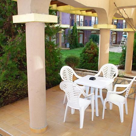Azura Garden Apartments TTchernomorets Extérieur photo